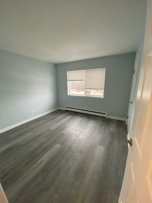 398 N 3rd Ave #4 - Photo 6 of 6