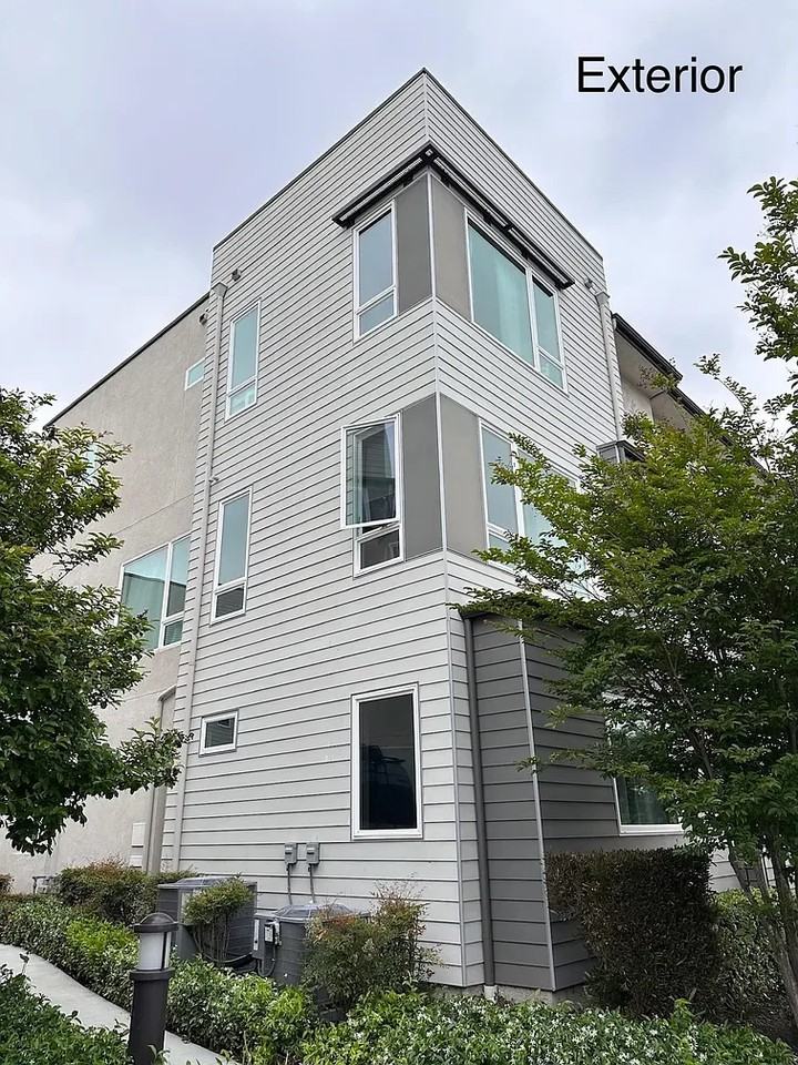 8021 5th St - Photo 4 of 10