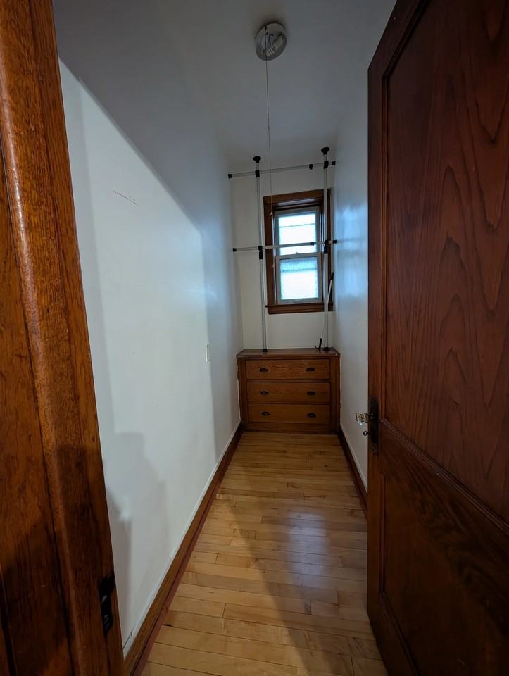 2505 S Harding Ave #2 - Photo 4 of 8