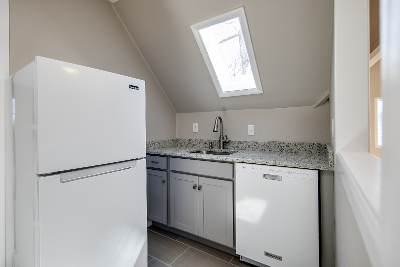 1148 Josephine St #2 - Photo 5 of 20