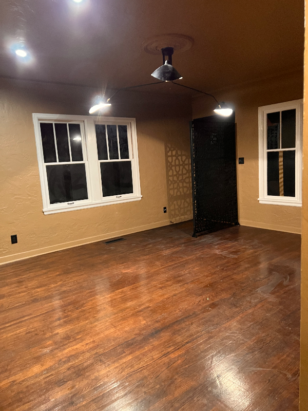 15 S Clinton St - Photo 7 of 10