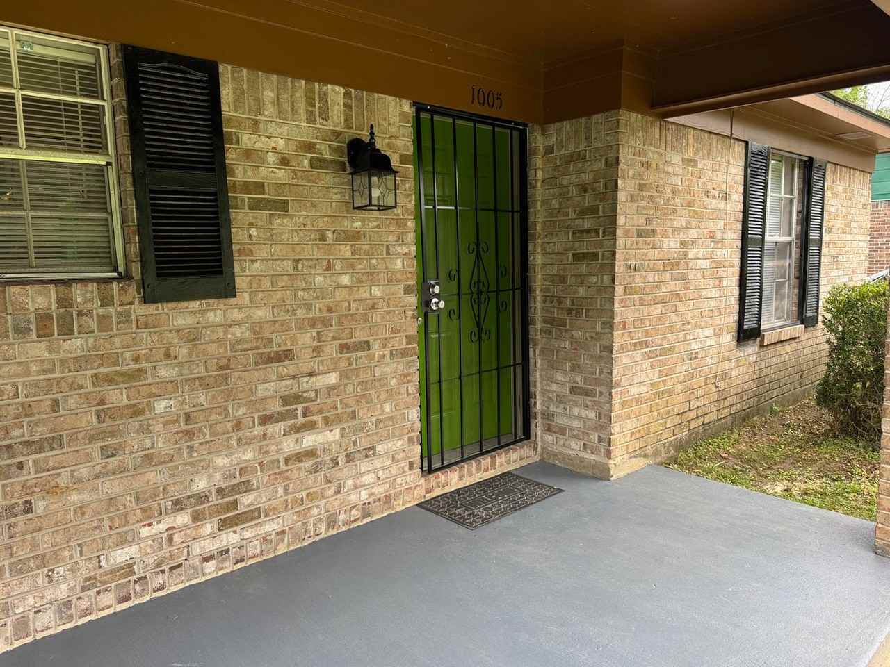 1005 Navco Rd - Photo 2 of 31