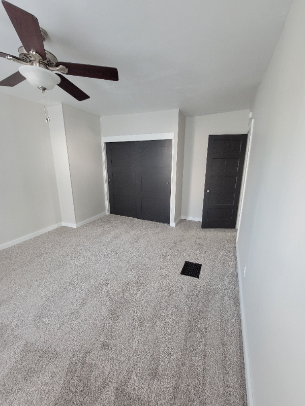 701 W 8th St Apt 2nd #2 - Photo 6 of 8