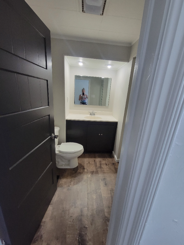 701 W 8th St Apt 2nd #2 - Photo 7 of 8