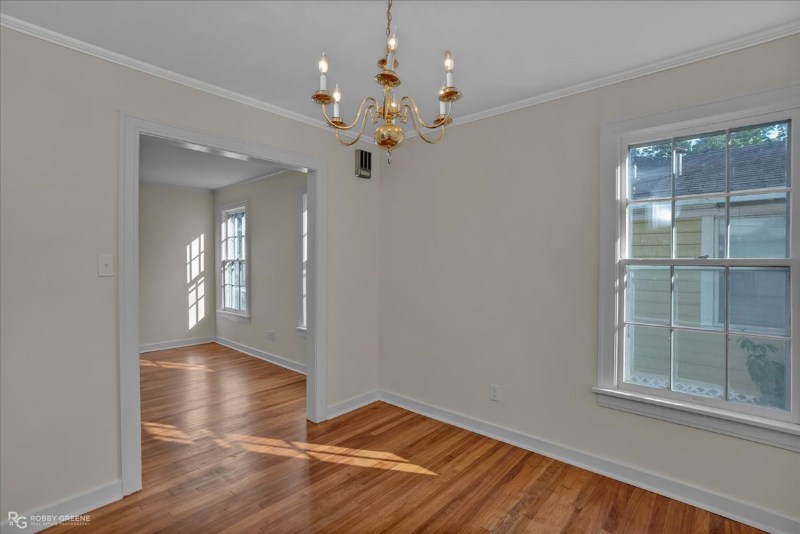 3738 Greenway Pl - Photo 6 of 20