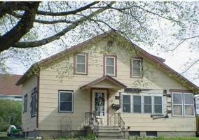 featured image of 200 N Sycamore Ave