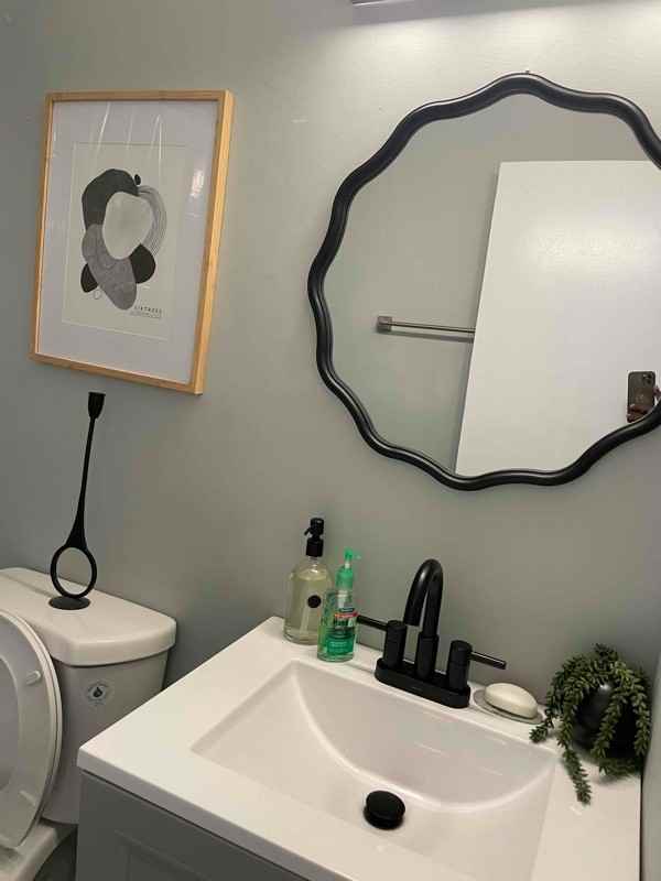 1021 W Baltimore St #C - Photo 6 of 6