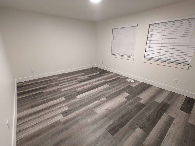 2645 Ne - Photo 4 of 17