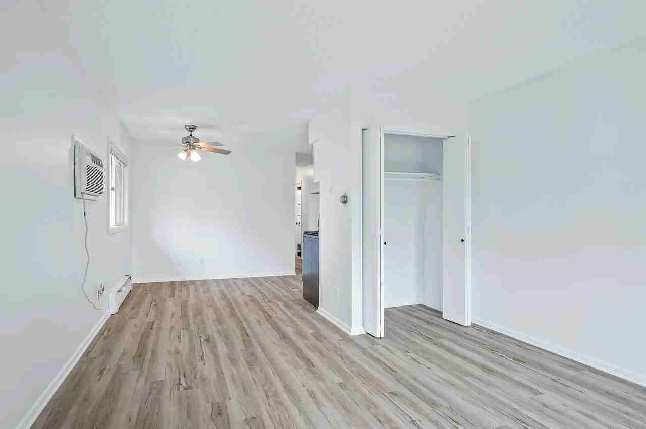 9001 18th Ave S #2 - Photo 6 of 17