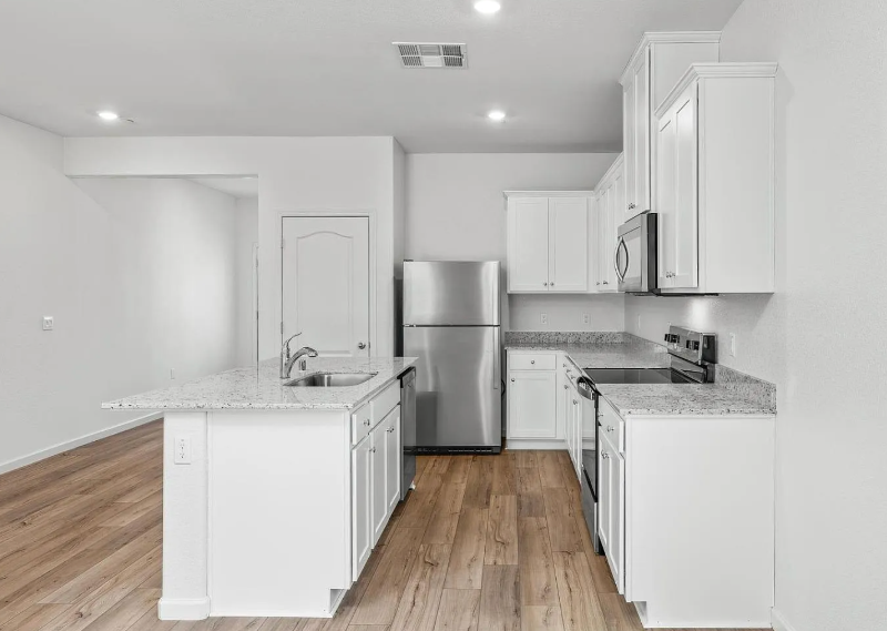 6513 Arena Way - Photo 4 of 11