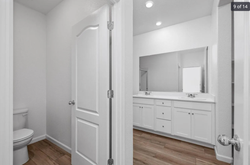 6513 Arena Way - Photo 6 of 11