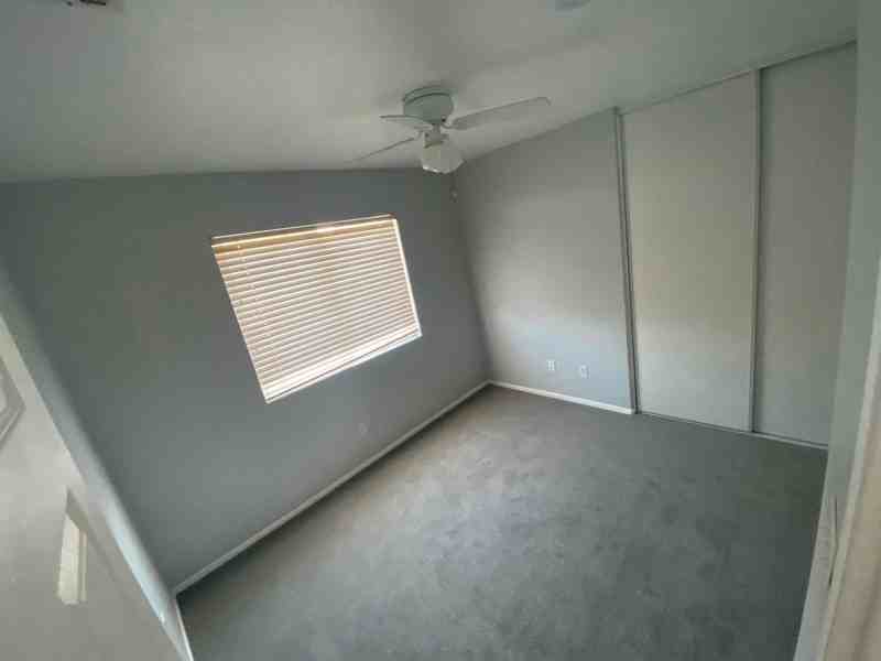 15220 Hallmark Ln - Photo 3 of 16