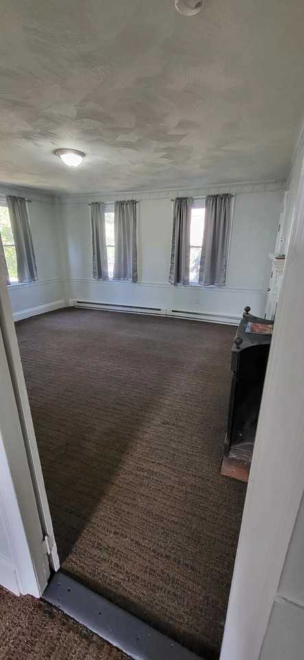 117 Spring St #2 - Photo 3 of 4