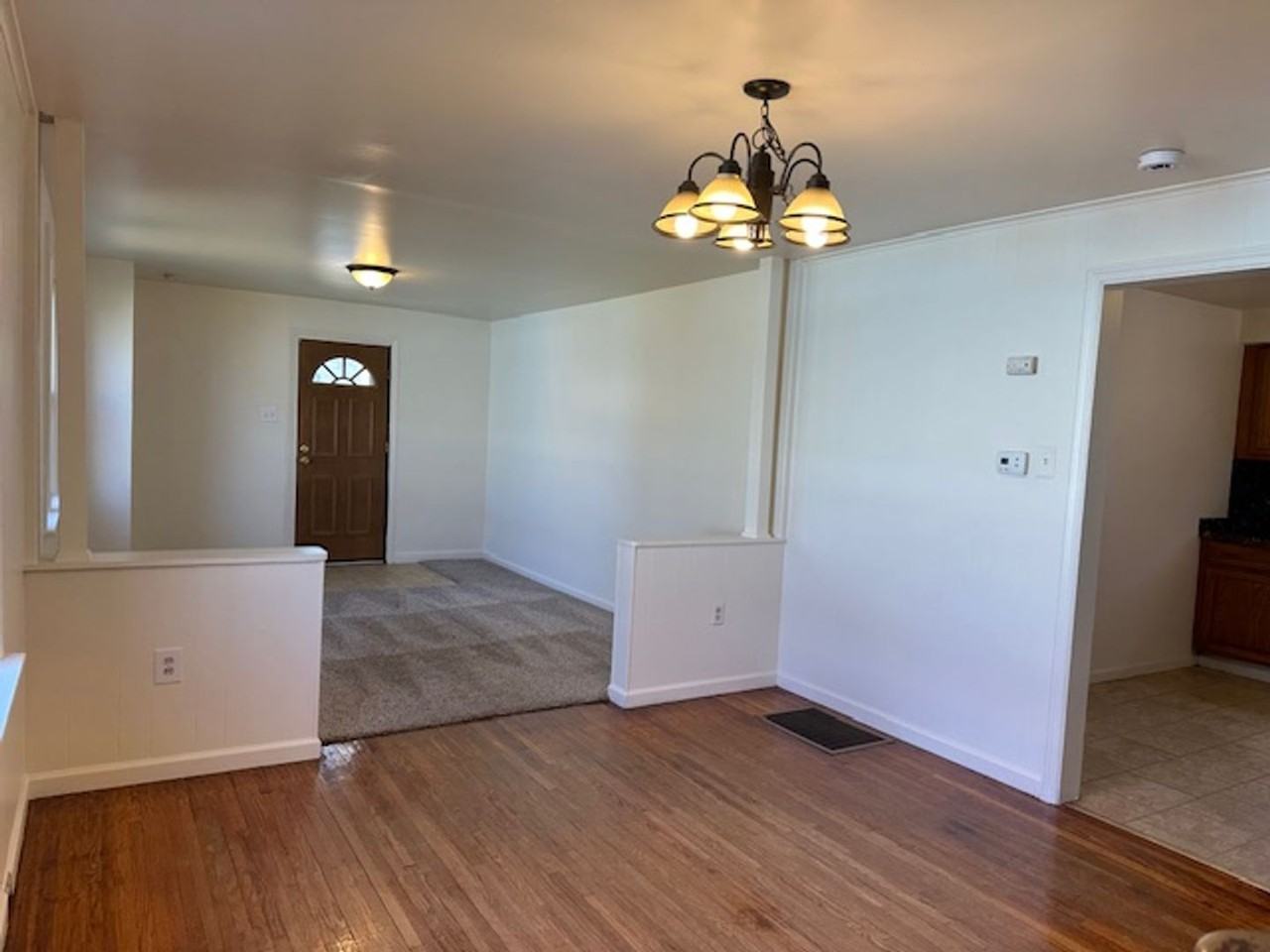 219 Redwood St - Photo 5 of 14