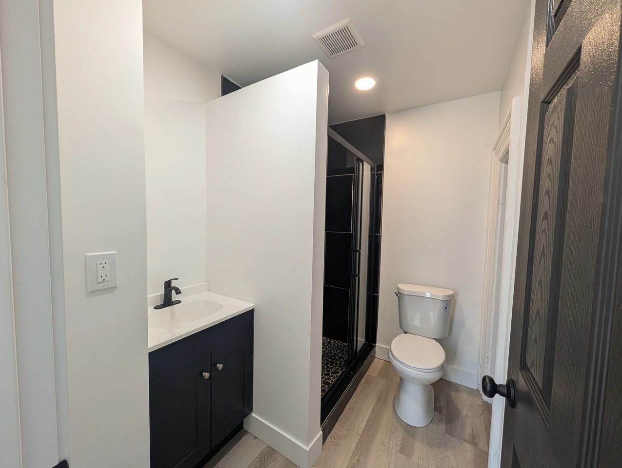 657 S Washington St #A - Photo 2 of 9