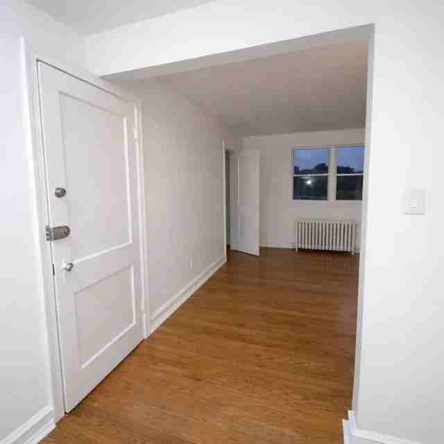 7939 Pickering Ave #3 - Photo 4 of 10