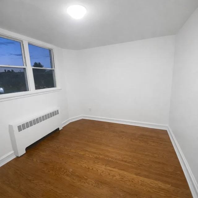 7939 Pickering Ave #3 - Photo 6 of 10