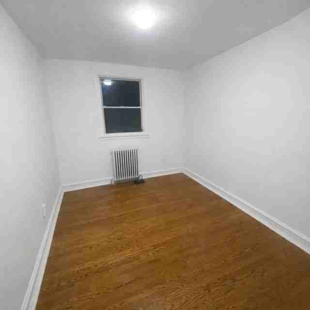 7939 Pickering Ave #3 - Photo 7 of 10