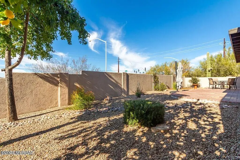 11569 N Kelly Rae Pl - Photo 7 of 18