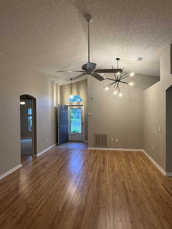 226 Tree Branch Ln - Photo 3 of 21