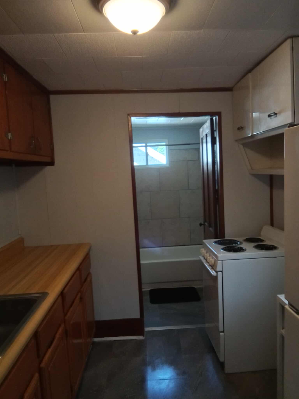 E Main St - Photo 7 of 9