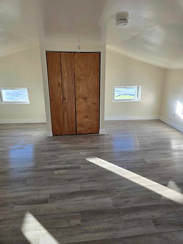 201 Spring St - Photo 4 of 5