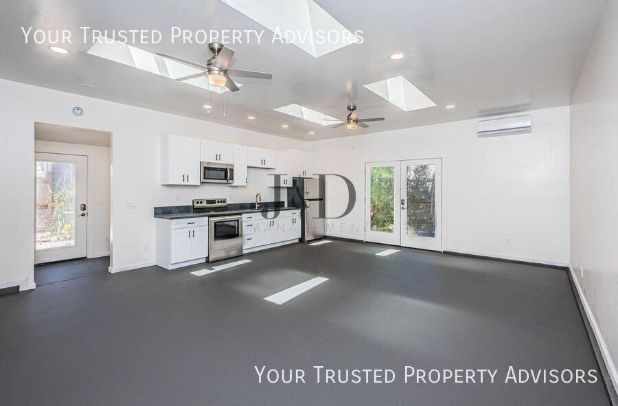 4179 1st Ave - Photo 4 of 13