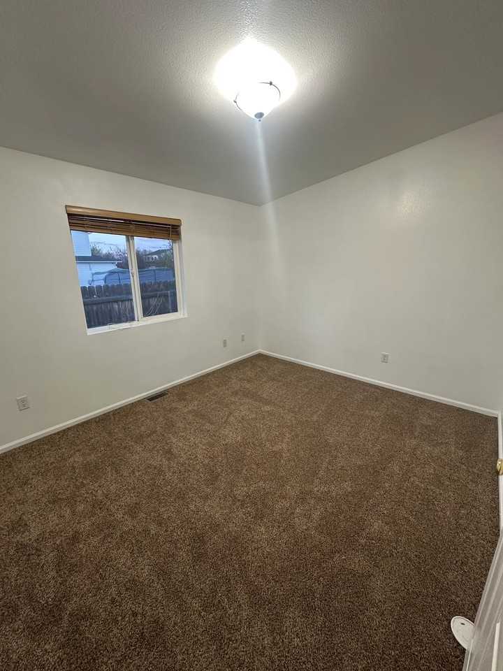 286 Patton Ave - Photo 6 of 13