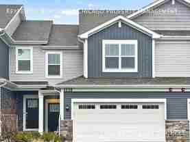 1135 White Oak Cir - Photo 1 of 1