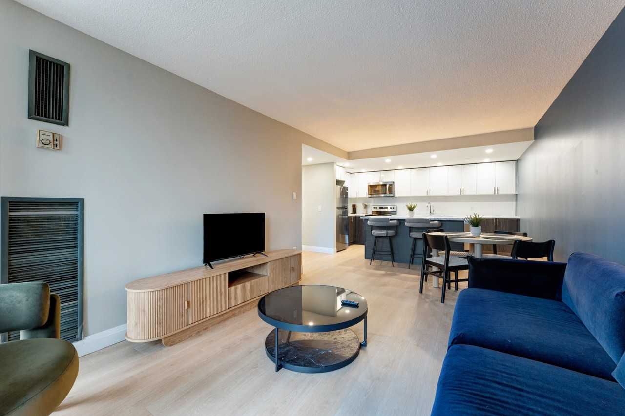 2200 Sherobee - Photo 3 of 50