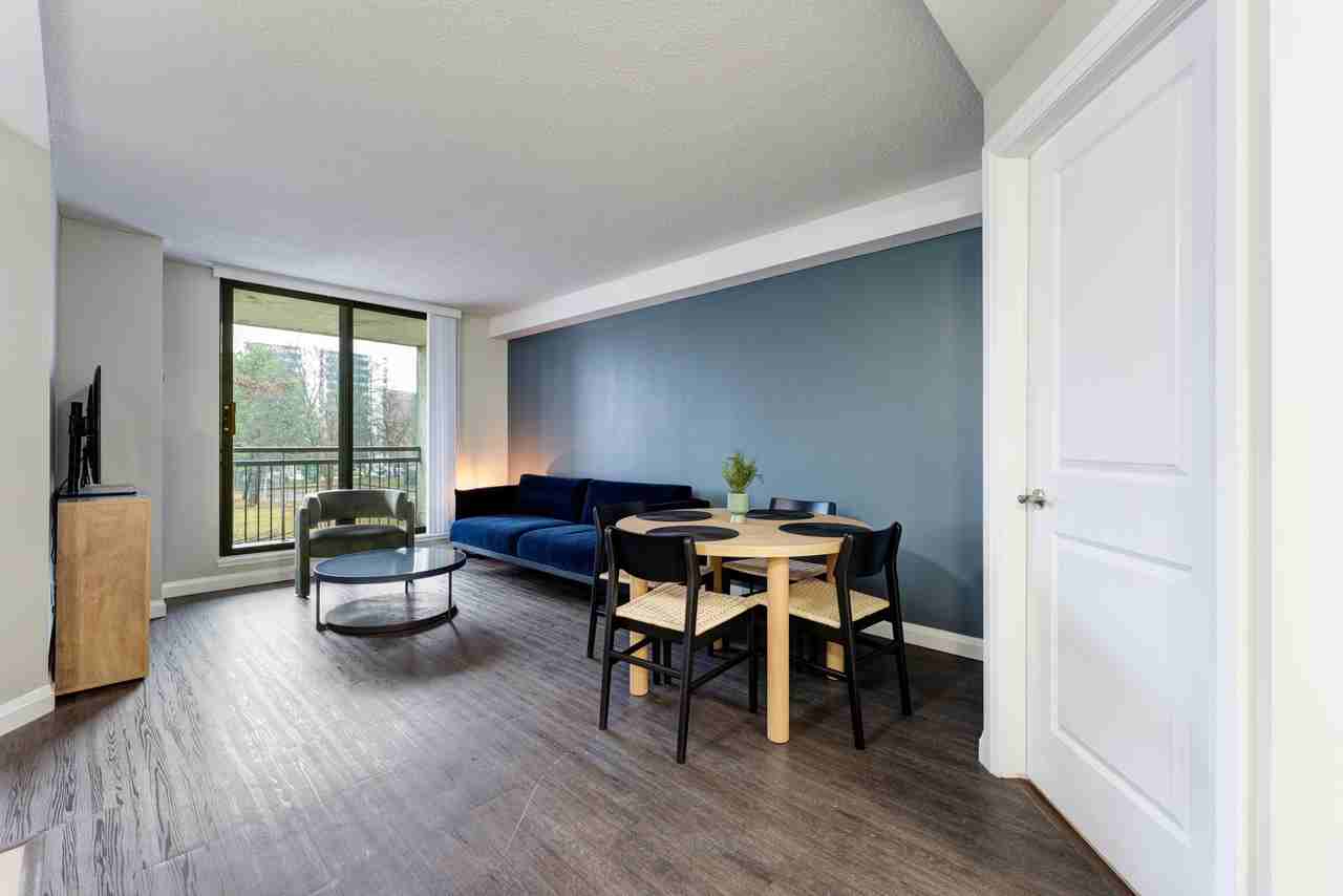 2200 Sherobee - Photo 5 of 50
