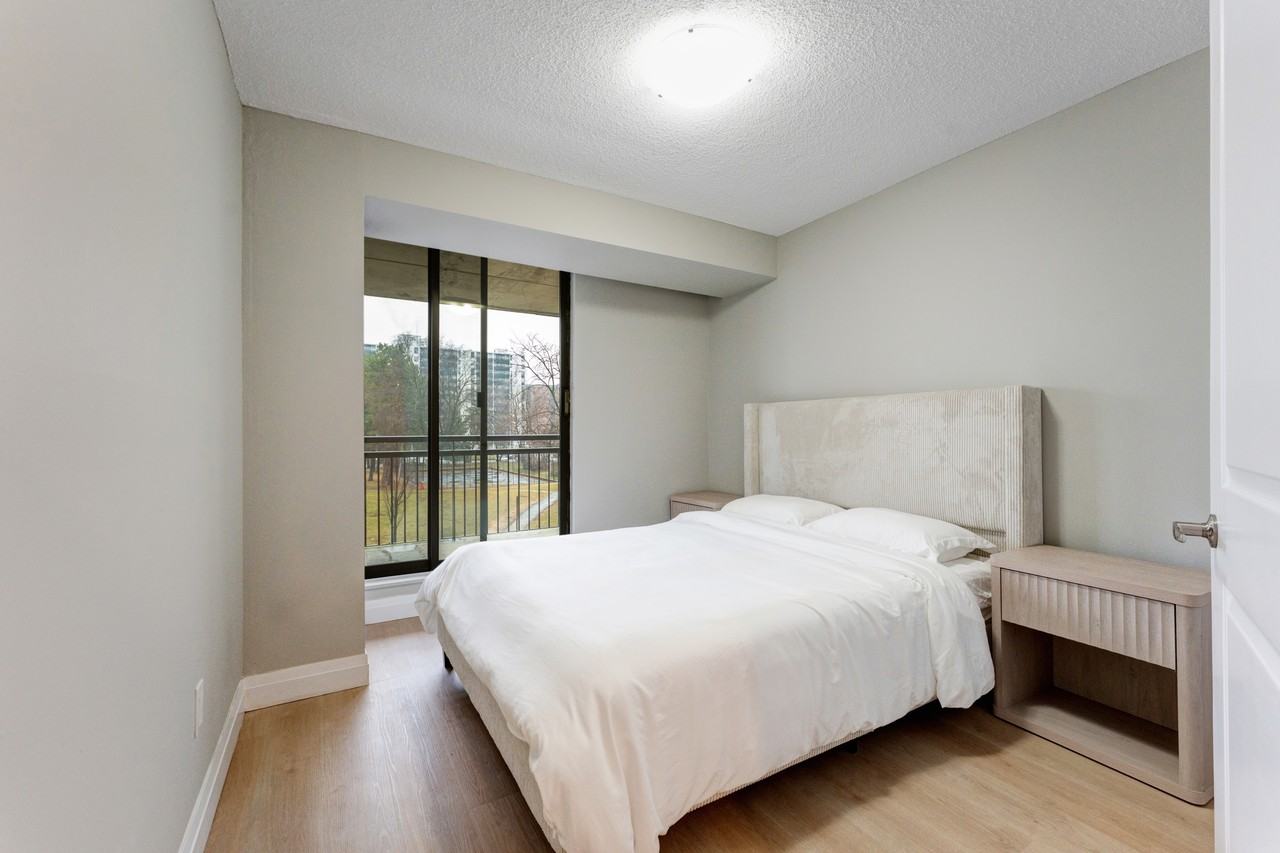 2200 Sherobee - Photo 6 of 50