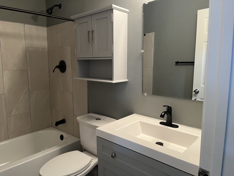 236 Mcmurtry Rd #B - Photo 6 of 20