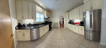 featured image of 34 Franklin St #1