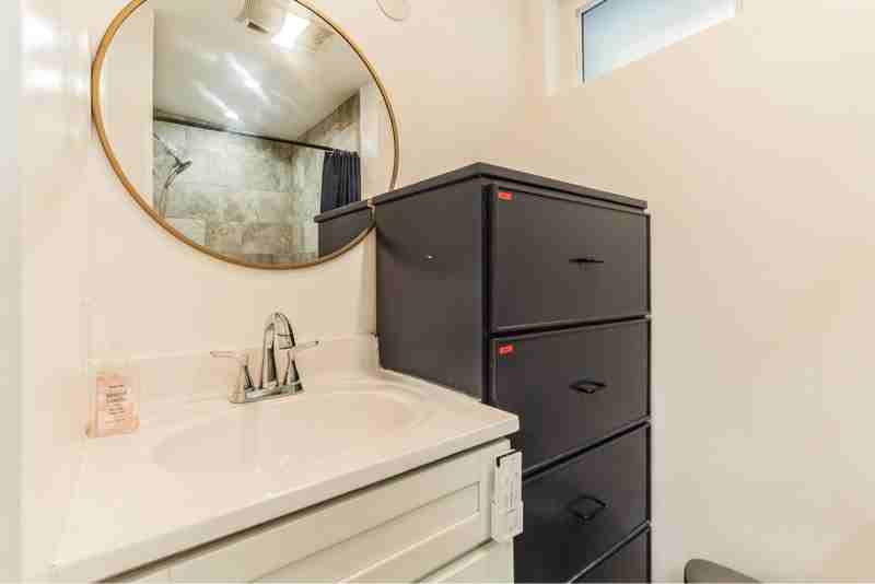 1519 W 37th Pl - Photo 6 of 12