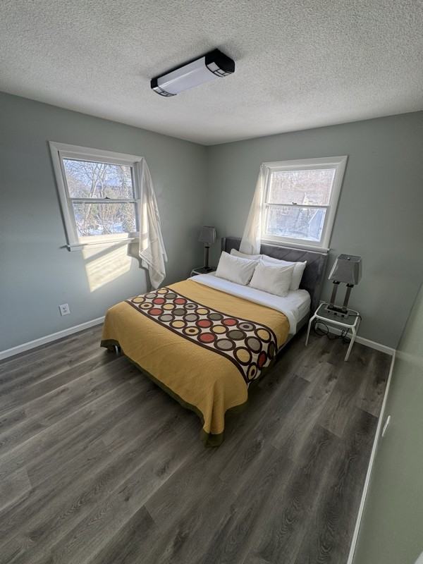 3742 School St - Photo 5 of 10