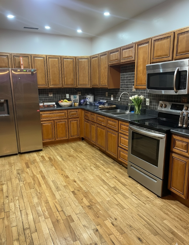 3431 Ridge Ave - Photo 2 of 3