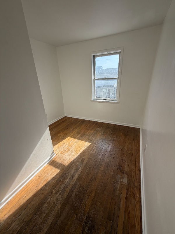 55 S Broadway - Photo 5 of 9