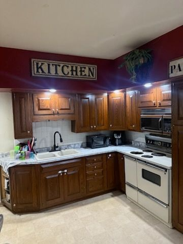 805 Wright St - Photo 6 of 14