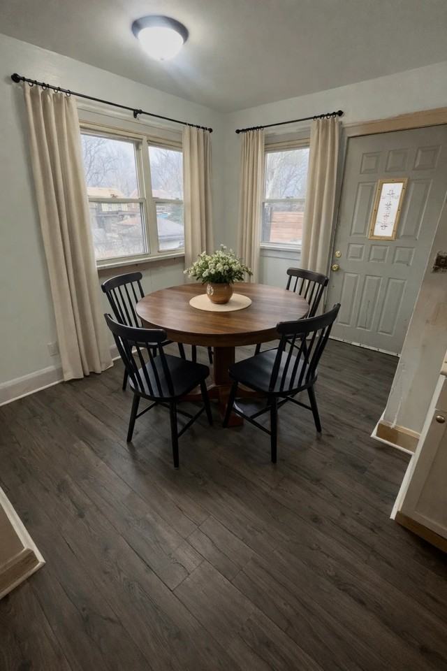 1604 Benton St - Photo 3 of 9
