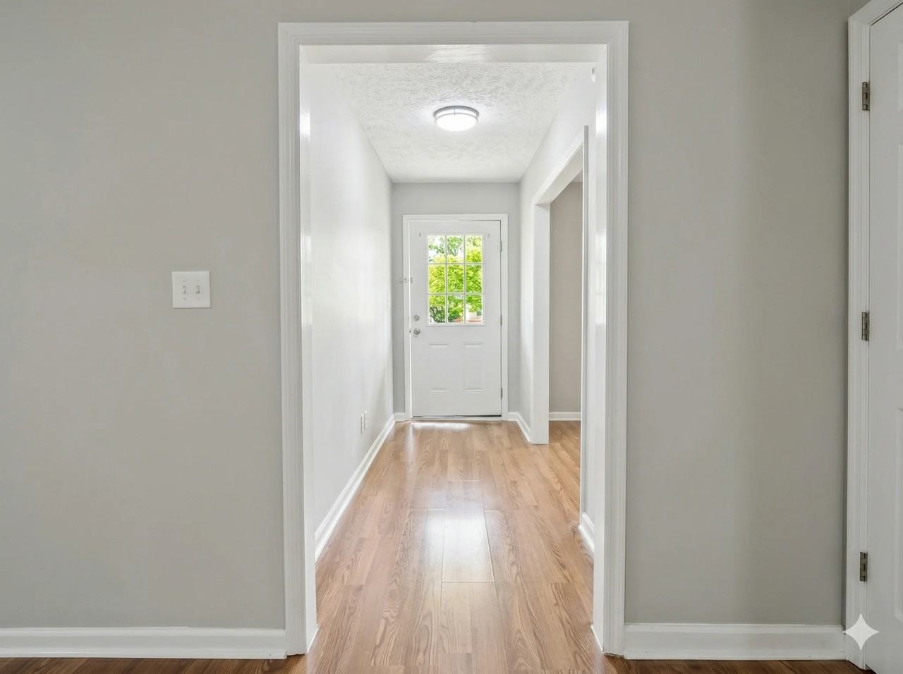 2204 Mossy Cup Ln - Photo 2 of 15