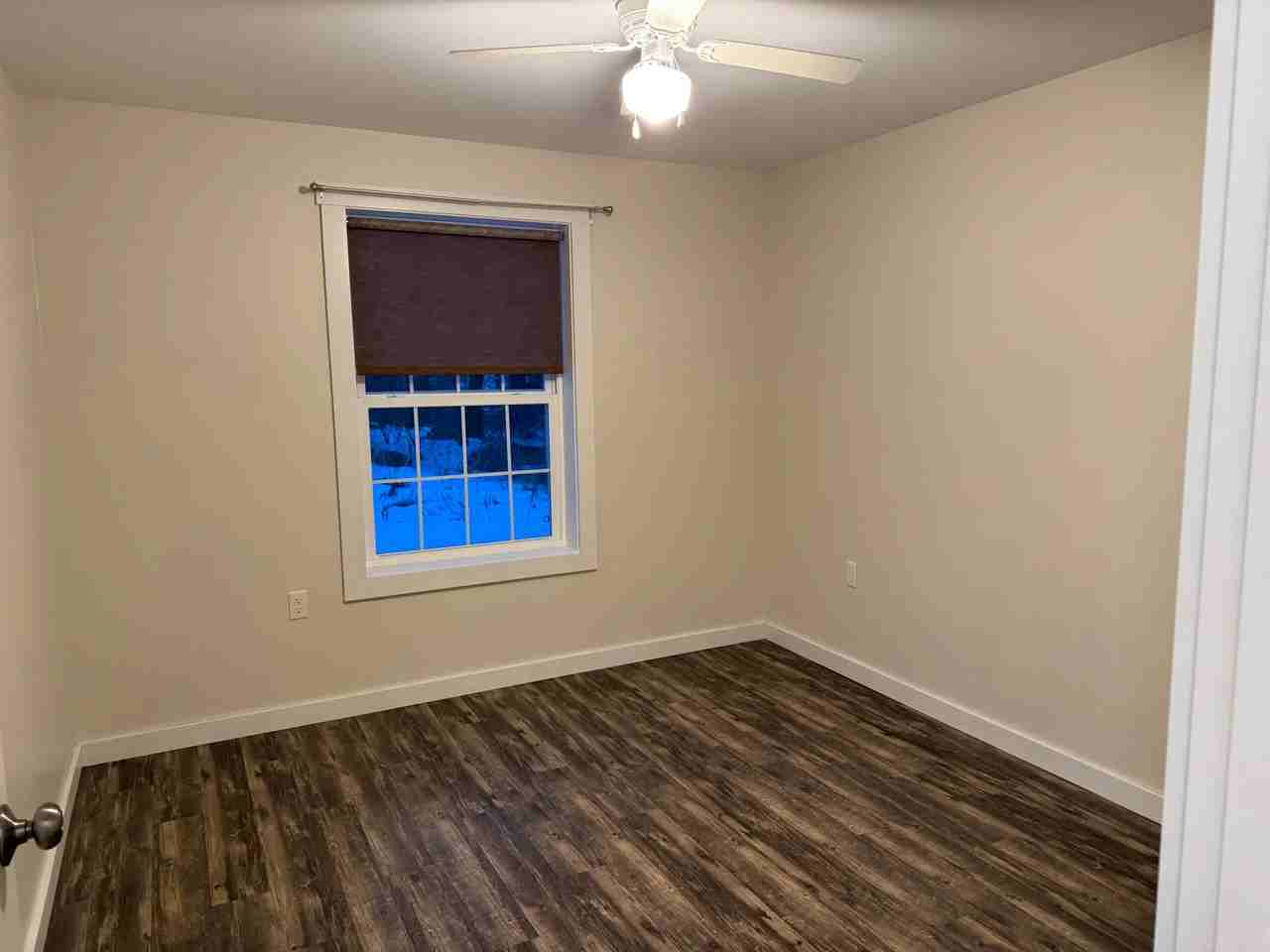 125 High St #B - Photo 3 of 9