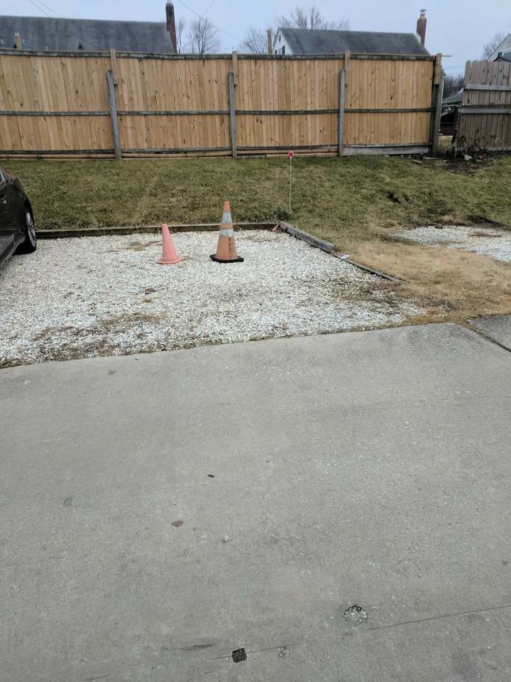 1219 Brewster St #2 - Photo 3 of 12