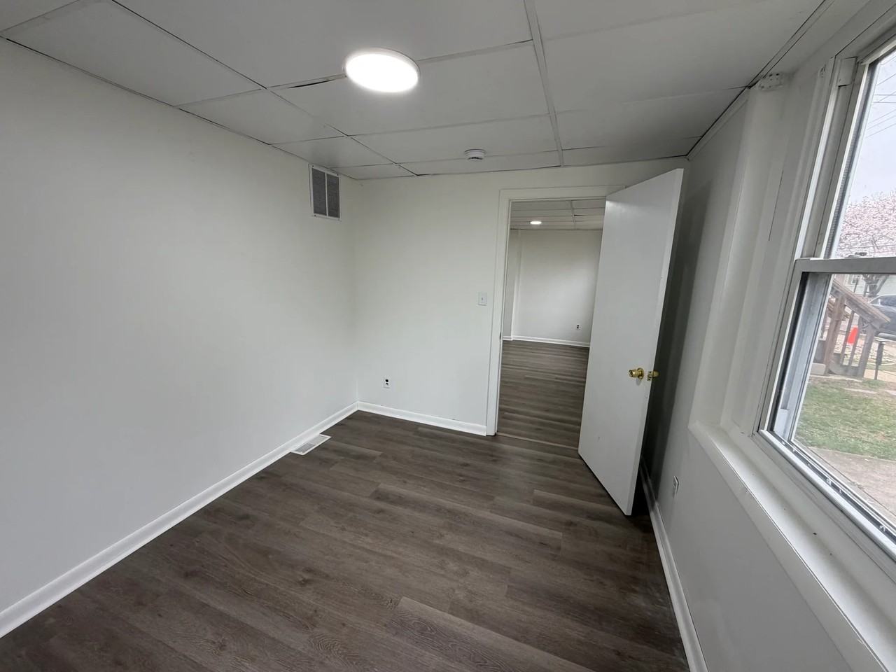 71 Main St #A - Photo 6 of 16