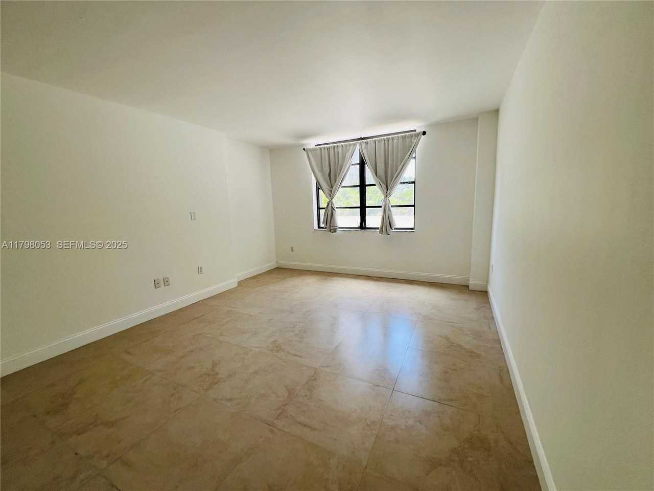 9401 Southwest 181st Terrace #N - Photo 3 of 3