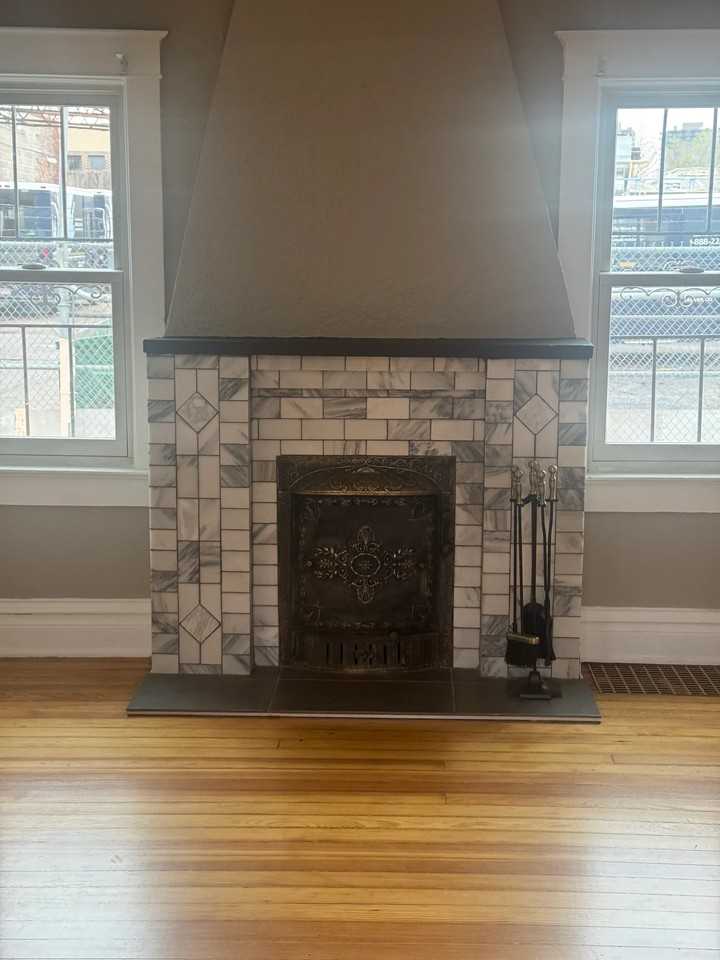 352 S Pennsylvania St - Photo 4 of 23