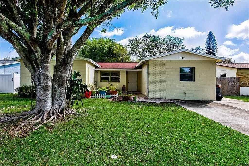 14711 55th Way N - Photo 2 of 19