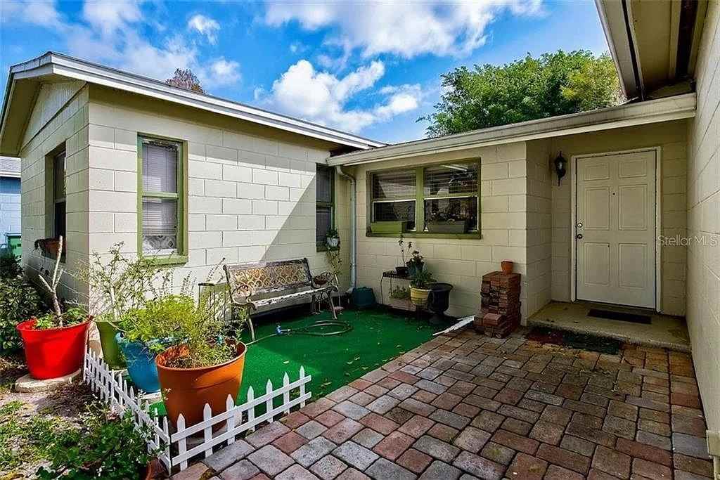 14711 55th Way N - Photo 3 of 19