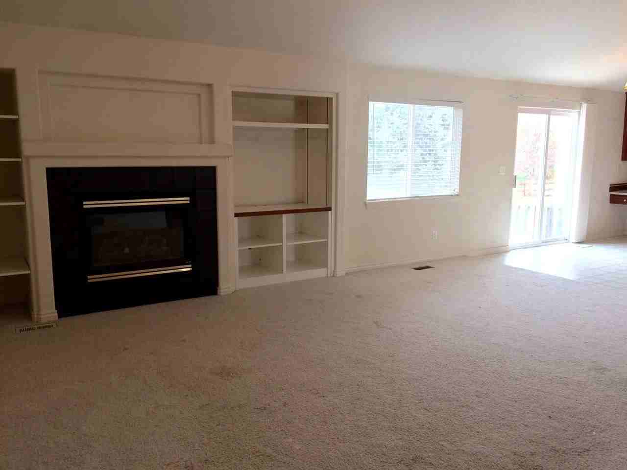 614 Stoneham Ct - Photo 3 of 5