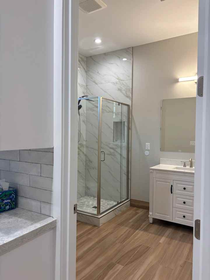 537 S 96th St #B - Photo 5 of 14